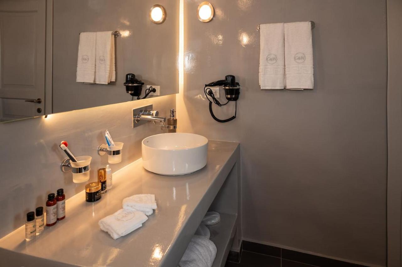 G & W Apartment *