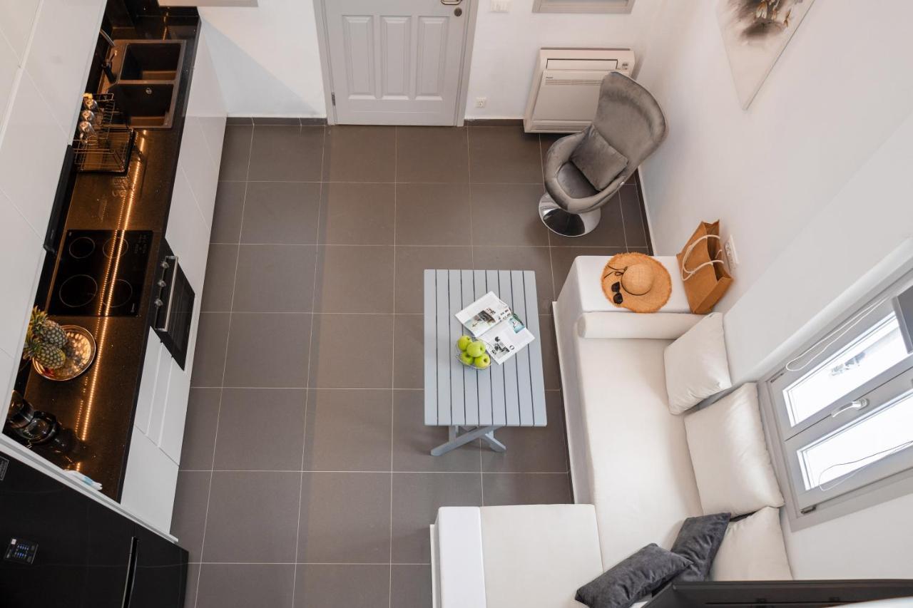 Apartment G & W