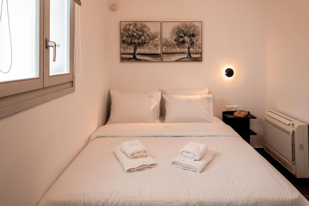 Apartment G & W Foinikia (Santorini)