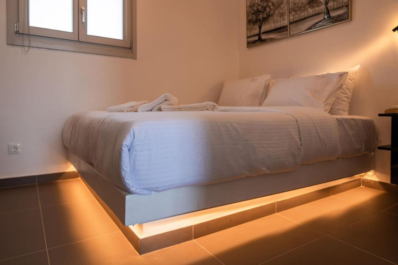 Apartment G & W *
