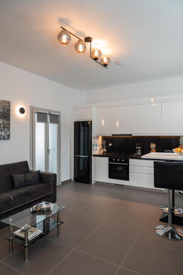 Apartment G & W